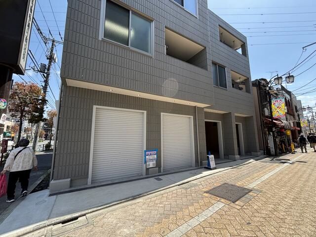 【杉並区・高円寺駅徒歩7分】JR中央線　44.31坪　商店街エリアの大型店舗　飲食店可